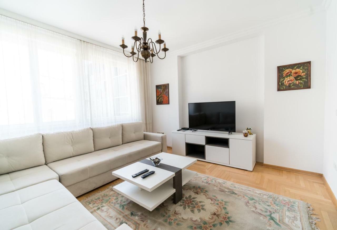 Appartamento Ferhadija Premium *